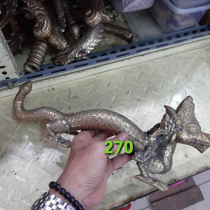 Barang antik Bahan kuningan