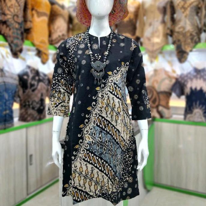 Wkwkwk- Batik Tunik Wanita Kerja Qistina Batik Bahan Katun Model Kancing Depan Motif Hitam Bunga