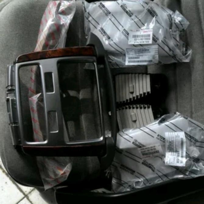 PANEL AC INNOVA TYPE V TAHUN 2015 LENGKAP DGN KISI KISI AC ORIGINAL DAN TERPERCAYA