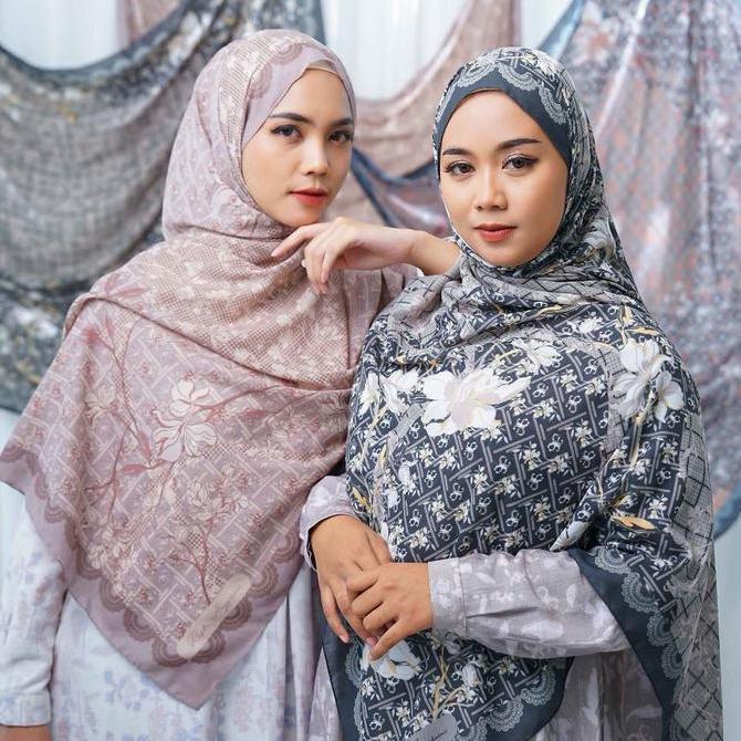 Bagusbanget- Restu Anggraini - Satarupa Scarf Printing Bunga Voal Ultrafine