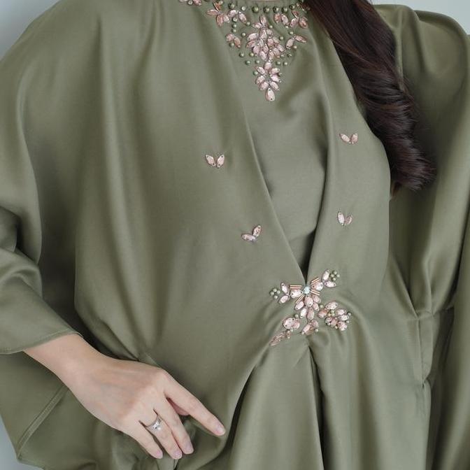 Sekarangaja- Miss Nomi - Sharleez Kaftan Lebaran - Idul Fitri - Baju Muslim - Hijab - Kaftan Wanita 