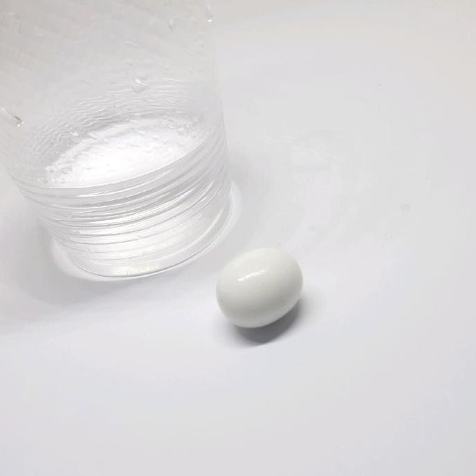 alat sulap batu menyala di dalam air nyala pelangi