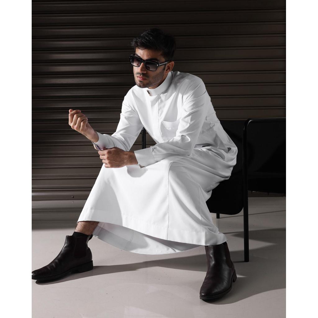 Azlan Indonesia Thobe Pria Slim Fit Putih Lengan Manset (Arabian Silk)