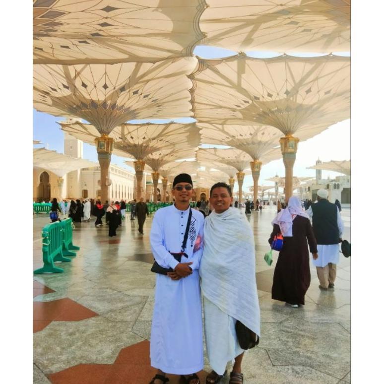 ORIGINAL JUBAH THOBE PRIA AL GHORIB MOTIF ORNAMEN ELEGANT SAUDI JUBAH PRIA