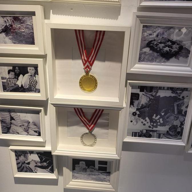 Bingkai Medali Frame Foto Pigura Minimalis Aesthetic