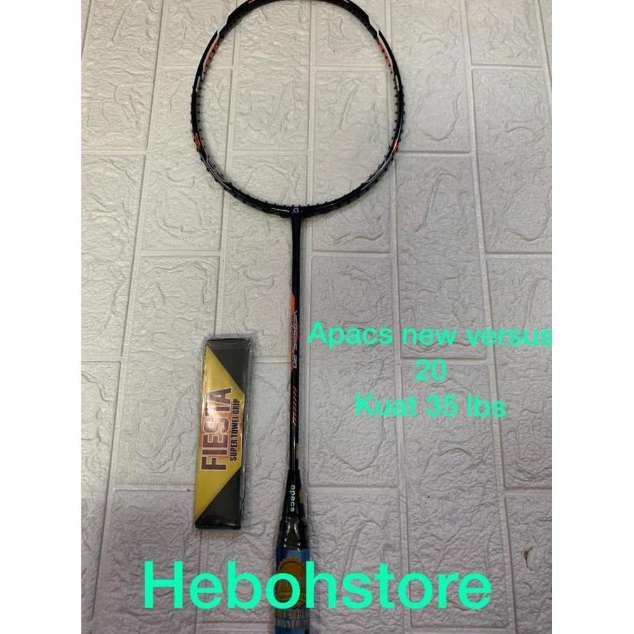 Raket badminton APACS VERSUS 20 kuat 35 lbs + grip