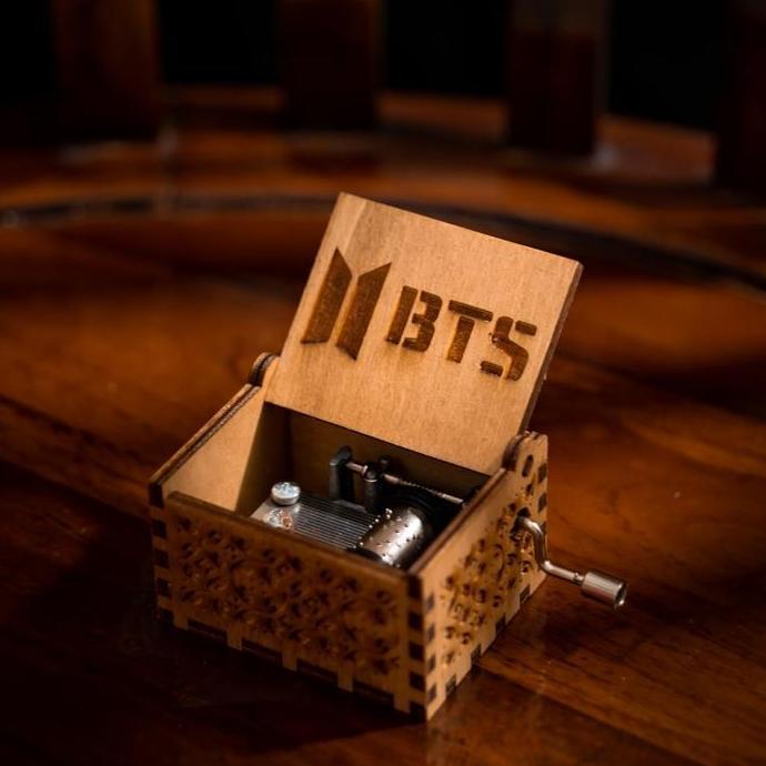 BTS Spring Day Music Box Mechanical - Kado Nostalgia dengan Melodi Emosional SHA