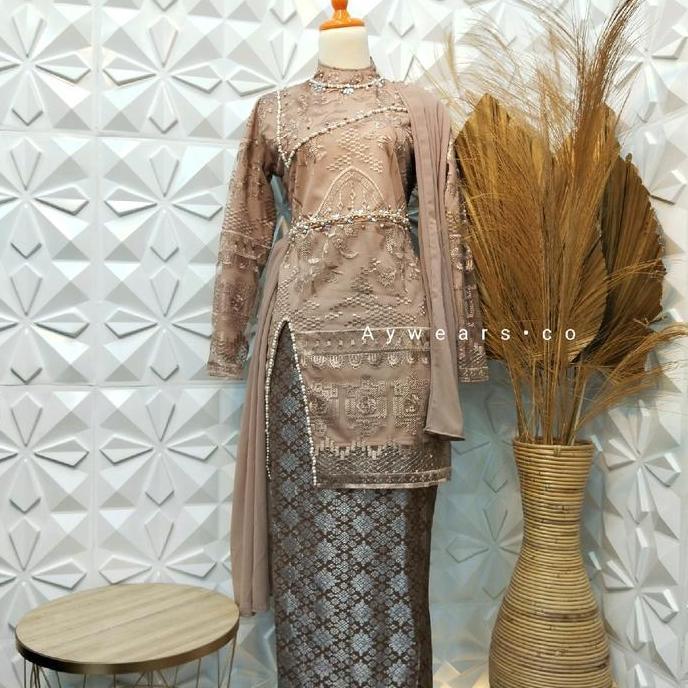 Set Kebaya Tulle Slendang Roslina / Kebaya Roslina / Set Kebaya Wisuda / Kebaya Terbaru Dress Mocca 