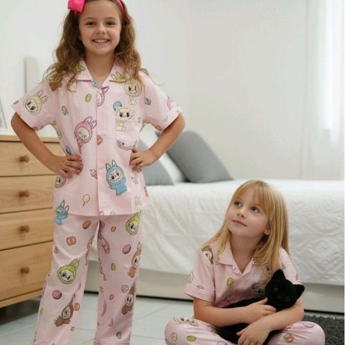 AI164 - SETELAN BAJU TIDUR ANAK PEREMPUAN MOTIF MIXUE USIA 3 BULAN- 10 TAHUN