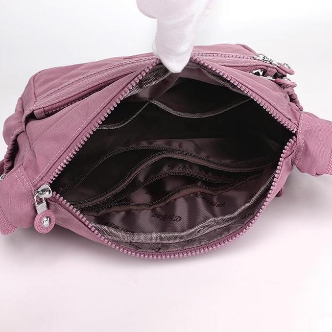 Sedia Chibao - Tas Selempang Chibao 9037 Tas Selempang Wanita Polyester Waterproof Hitam | Original 