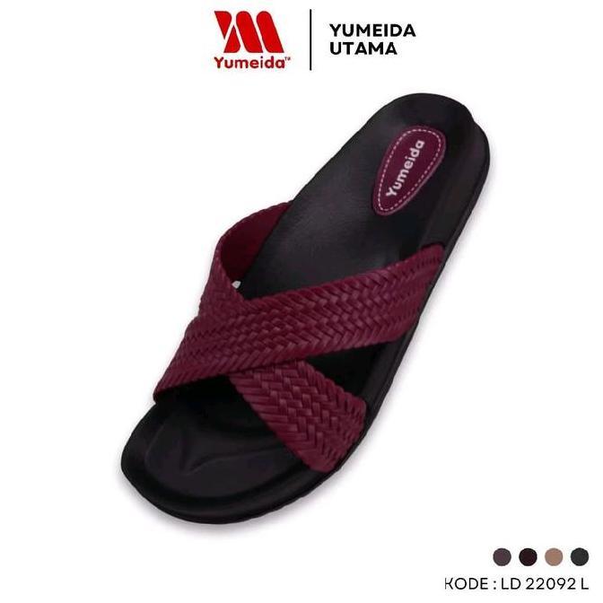 DI3 - 22092 sandal slop karet wanita/perempuan ukuran 37-41