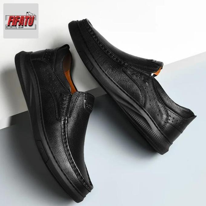 SEPATU  PRIA PRADA // SEPATU KULIT PRIA IMPORT //  SEPATU PRIA SlOP// JS