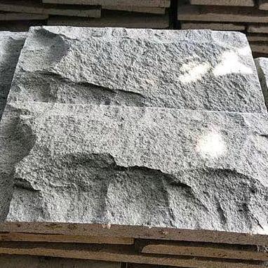 Batu alam andesit RTA (natural batu timbul)  ukuran 10x20 isi 50/m2 GOL