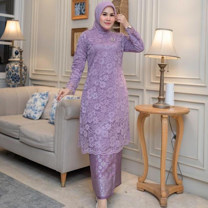 LA18 }} Kebaya Kutu Baru / Kebaya Tunik / Tunik Brokat / Kebaya Modern / Kebaya tile / Kebaya Favori