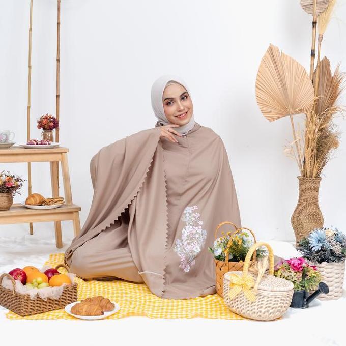 VESELKA Handy Plain Mukena Travelling Dewasa 2 in 1 Signature Prayerset Motif Bunga Printing Mukena 