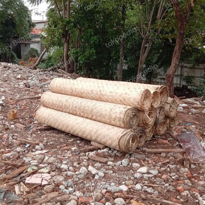 bilik gedek bambu anyaman kecil