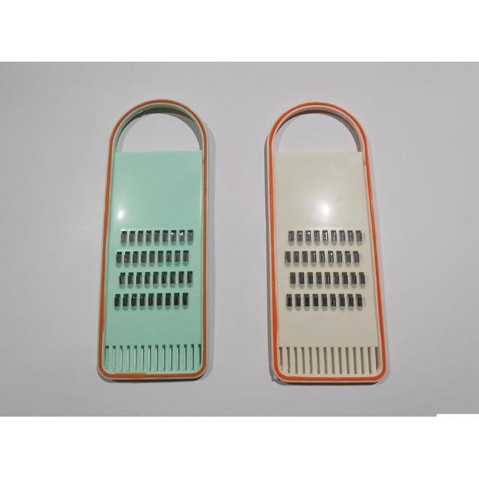 Parutan Labu Siam / Wortel / Kentang / Keju / Parutan Serbaguna