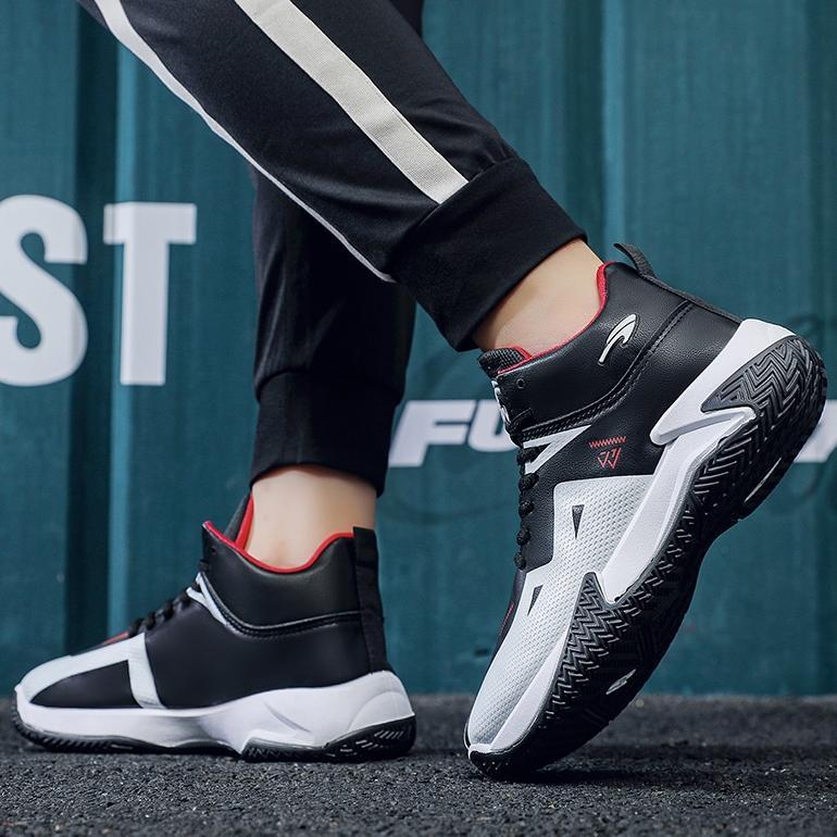 BIG PROMO HIGHLAND SEPATU BASKET PRIA PUTIH SEPATU SNEAKERS COWOK SEPATU OLAHRAGA BALLY OUTDOOR KERE