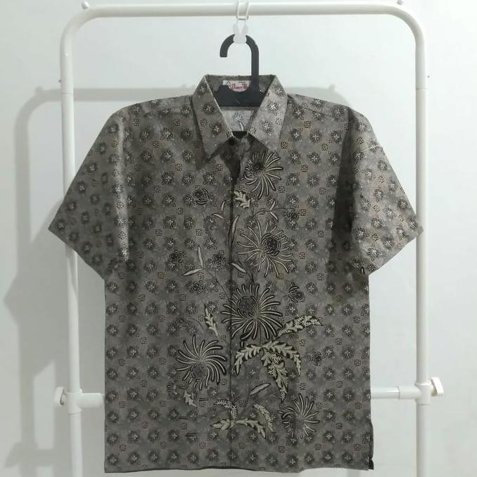 Hem Batik Danar Hadi Solo