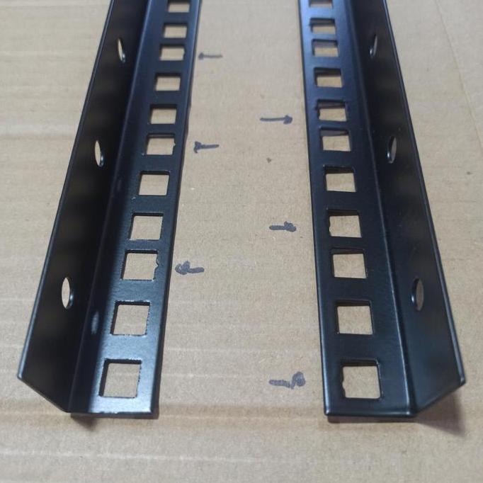 Wellply- Besi Rel Rack Mounting 12 U - Minus Akurasi Tanda