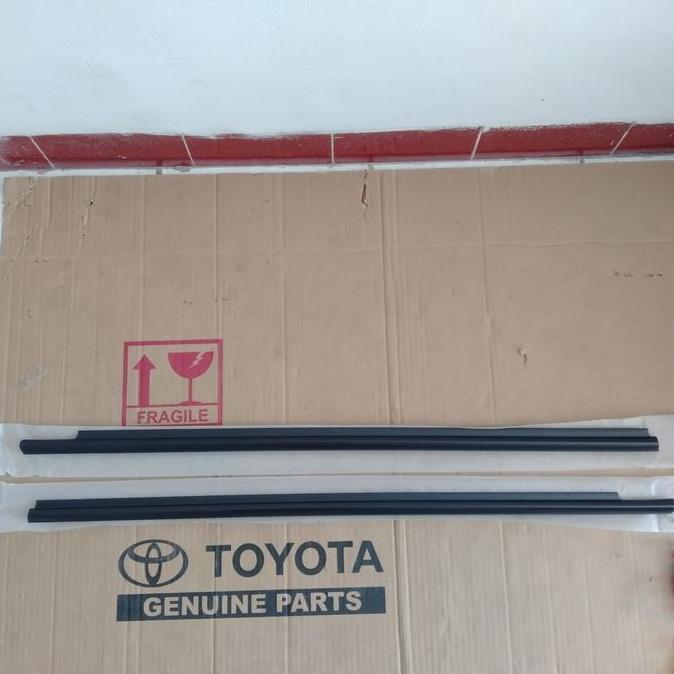 Pelipit Luar Prado 90 Ori 75711-60Xnx 75712-60Xnx Original