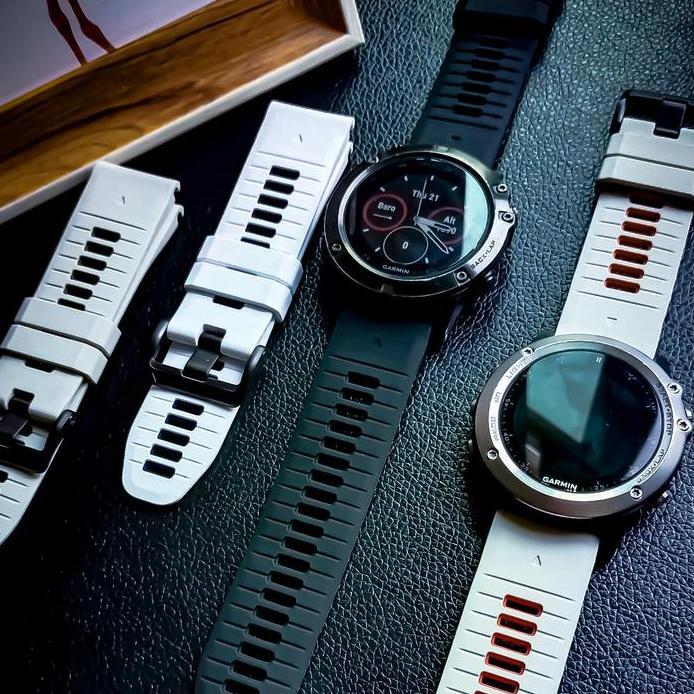 QUICKFIT 22mm Strap Garmin Fenix 8 47mm / E / 7 / 6 / 5 Plus Pro Forerunner 970 965 955 945 935 / In