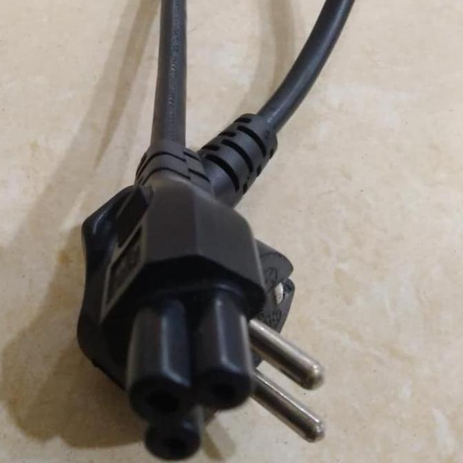 Tebal kabel power adaptor laptop