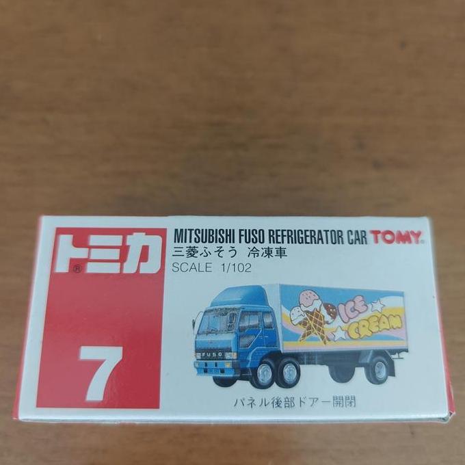 Tomica 07 Mitsubishi Fuso refrigerator car