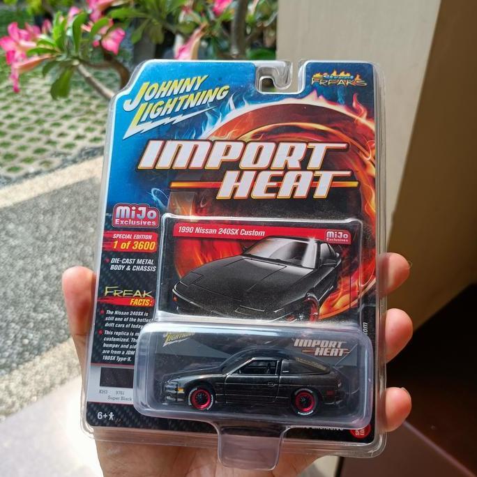 Jhonny Lightning NISSAN 240SX hitam
