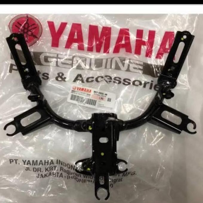 STAY 1 BREKET DUDUKAN TAMENG DEPAN YZF R 25 R25 NEW BS7-F8356-00 ORIG
