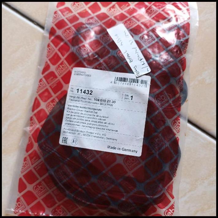 HOT DEAL PAKING DEKSEL/ TUTUP KLEP W124 W210 E320 W140 S320 M104 1040102130 