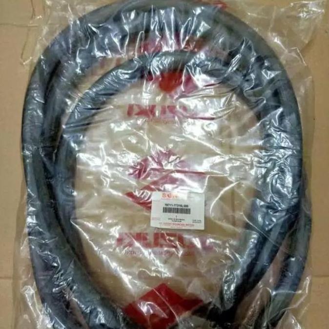 Karet Kaca depan Suzuki ST100 / Carry 1000 cc Original