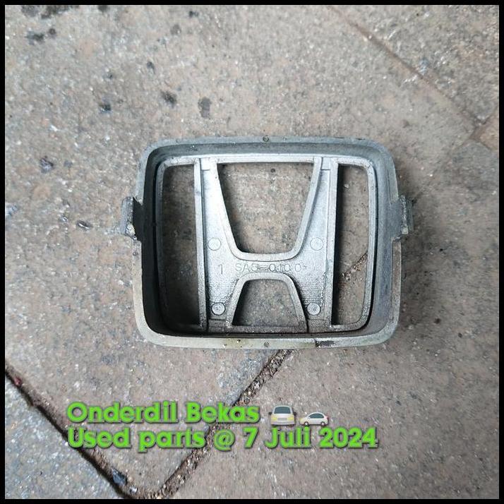 TERBARU EMBLEM GRILL HONDA ACCORD 83 SA5 