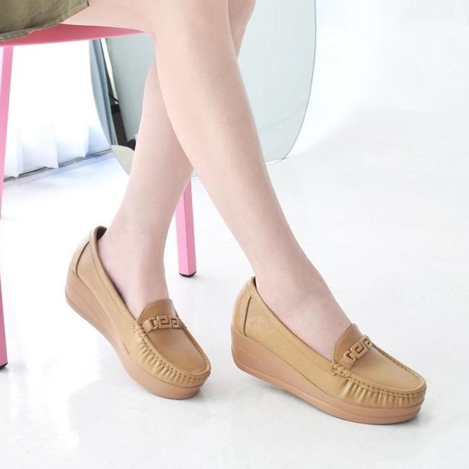 Nino Dericy Sepatu Wedges / Sepatu Kerja Wanita Nib  501