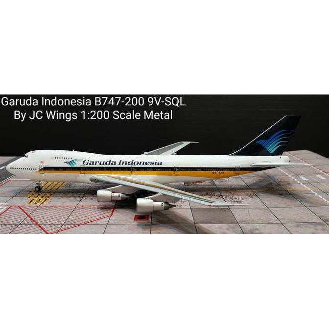 Garuda Indonesia B747-200 9V-SQL By JC Wings 1:200 Scale Metal