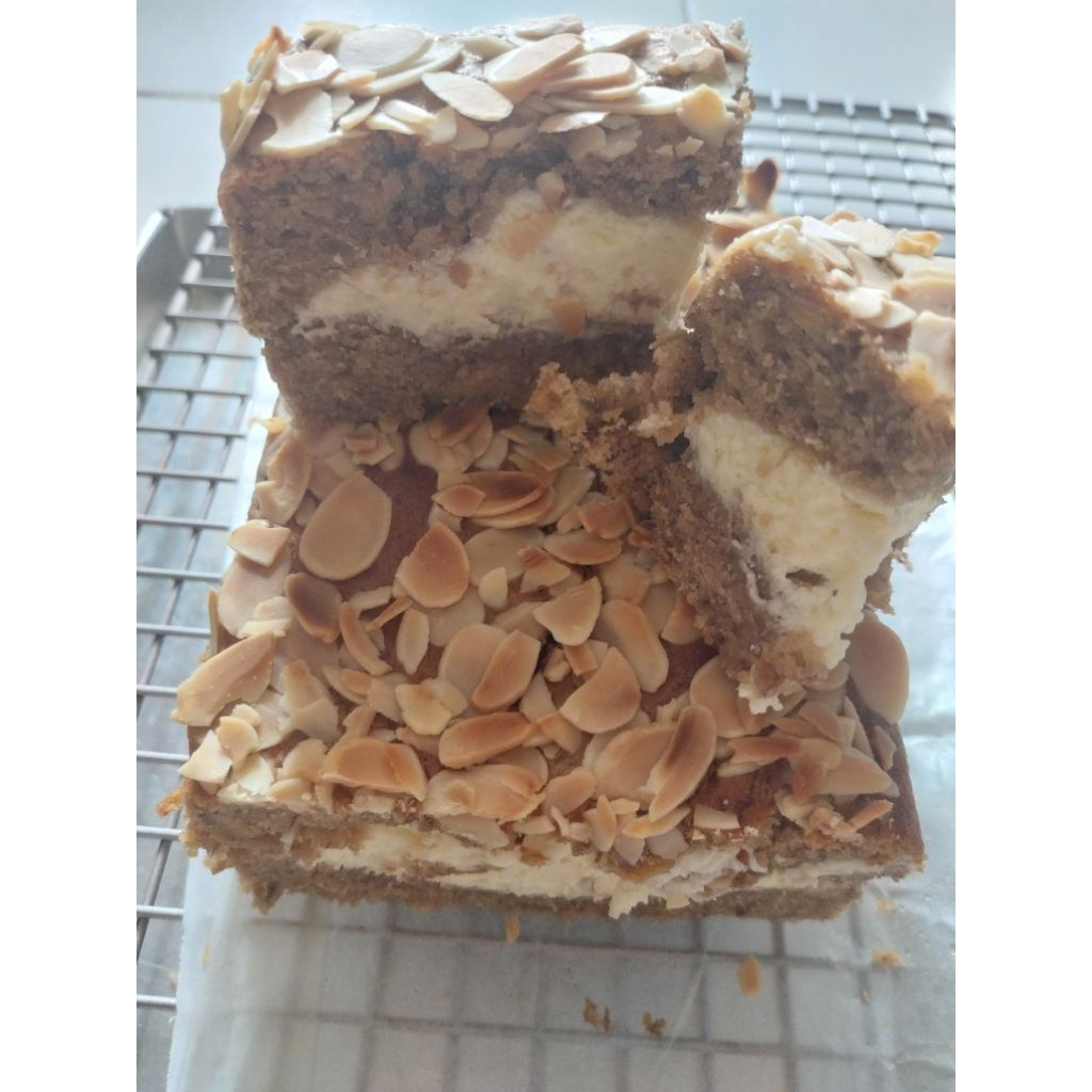 Bolu Pisang Creamcheese Bolu Pisang Keju Lumer