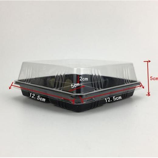 Tempat Kue Box Mika Mooncake Sekat 4 Transparan Putih