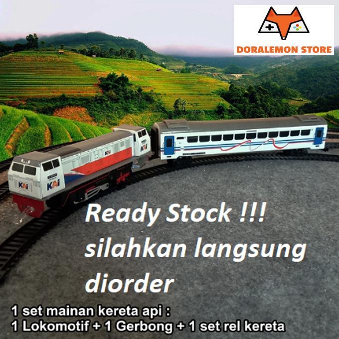 Mainan miniatur Kereta Api Indonesia - full set Loko dan Gerbong Rangkaian Kereta Api ( handmade )