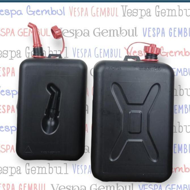 jerrycan jerigen drigen bensin / solar hunersdorff germany 2 liter