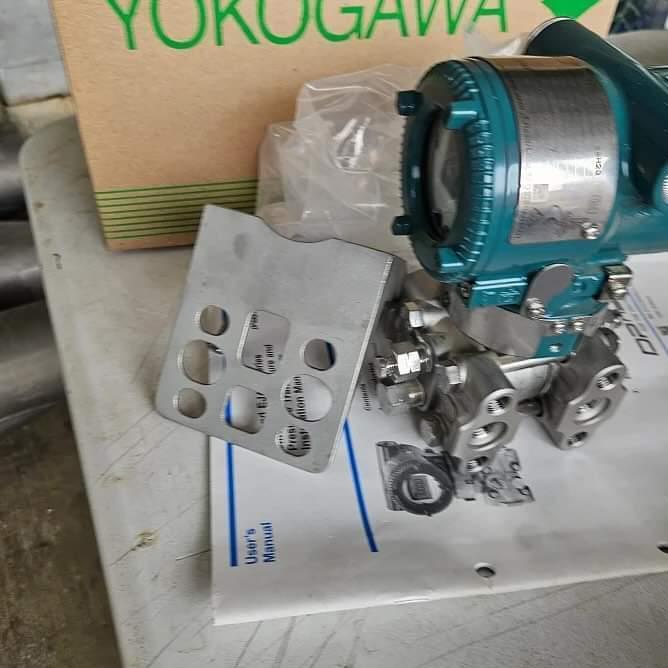 Diffrential Peressure Transmitter Yokogawa Eja 110 E Capsul M .