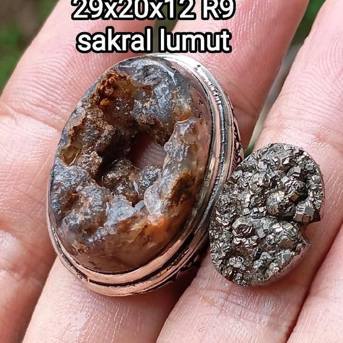 batu pirit/batu badar emas /batu akik /batu garut /batu permata