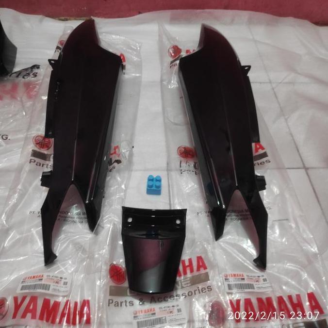 Cover Plus Sambungan Body Belakang Mio Sporty Smile Hitam Original Ori