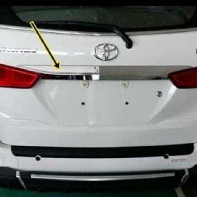 Trunklid Lis chrome pintu bagasi avanza/xenia 2016-2018
