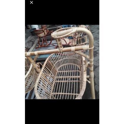 Fx-76 Ayunan Bayi Rotan Model Gantung Plus Kasur - Tebus Murah