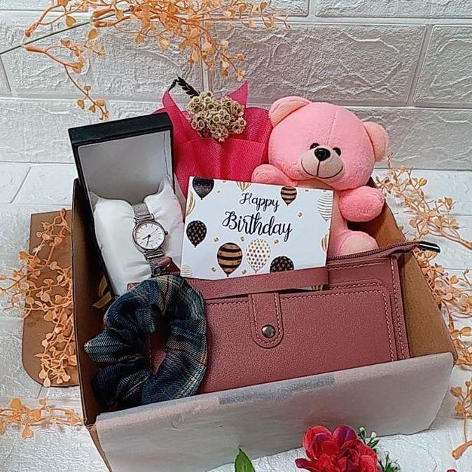 Hampers Ulang Tahun Gift Box Birthday Hampers Cewek Kado Ultah Cewek