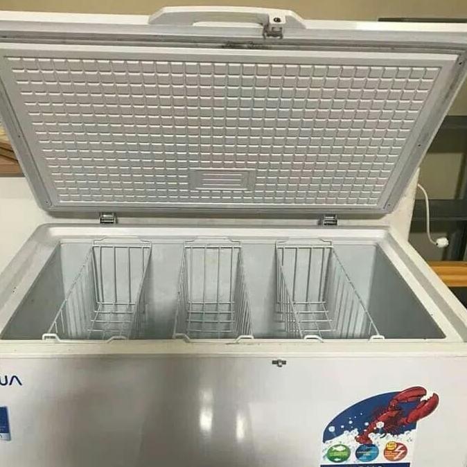 Grosir Aqua Chest Freezer 300 Liter - Aqf-310(W)