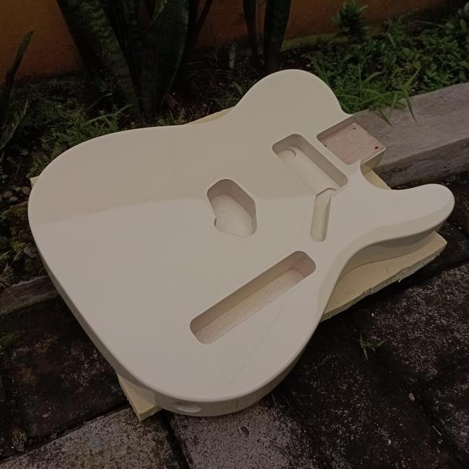 Body Gitar Fender Squier Telecaster Vintage White