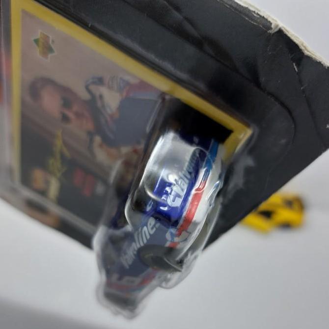 Hot Wheels Pro Racing 1997 Superspeedway 1st Edition Mark Martin Ford Thunderbird Roush Racing #6 Va