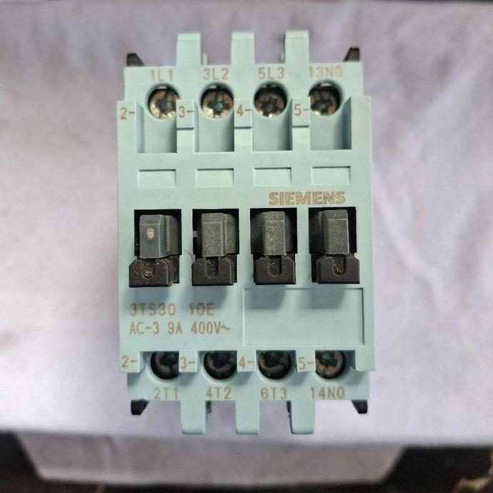 Magnetic Contactor SIEMENS 3TS30 10-0AN2 AC-3: 9A 400V/380 4kW 10E 1NO AC 220V 50Hz/60Hz MURAH