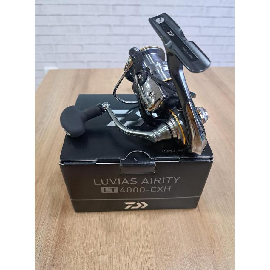 REEL DAIWA LUVIAS LT Terlaris